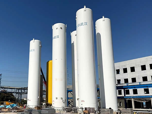 6臺(tái)200m3二氧化碳儲(chǔ)罐