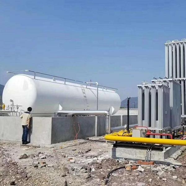 天然氣儲(chǔ)罐的制作過(guò)程非常的嚴(yán)格 天然氣儲(chǔ)罐的制作過(guò)程非常的嚴(yán)格